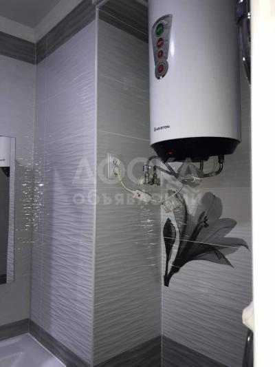 Продаю 1-комнатную квартиру, 55кв. м., этаж - 2/10, Чолпон Атинская/Чуй.