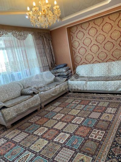 Продаю 2-комнатную квартиру, 118кв. м., этаж - 4/9, Ахунбаева/Бакаева..