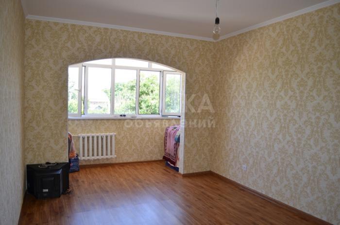 Продаю квартиру 1-ком., 45кв. м., этаж - 4/9, Салиева/Айтматова,