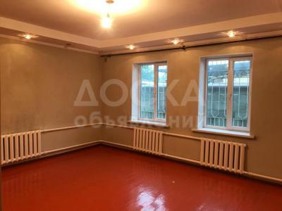 Продаю дом 5-ком. 95кв. м., этаж-1, 4 соток-сот., стена другое, Фирсова 82.