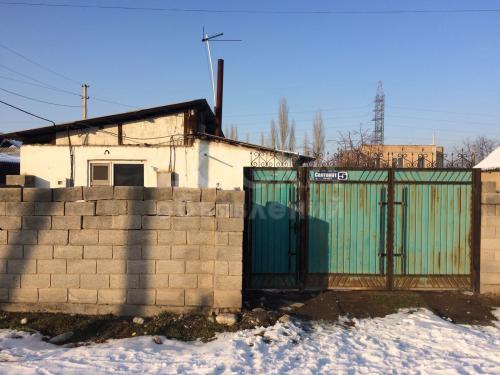 Продаю дом 3-ком., 60кв. м., этаж-1, 4-сот., стена саман, Кызыл-Аскер.
