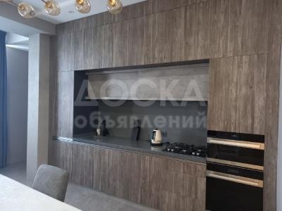 Продаю 2-комнатную квартиру, 100кв. м., этаж - 7/10, Панфилова\Токтогула.