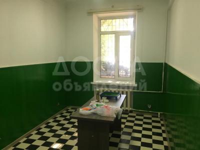 Продаю офисное помещение 70кв. м., Тыныстанова-Токтогула.