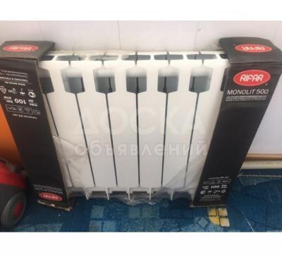 Продаю батарею монолит 8 секций!