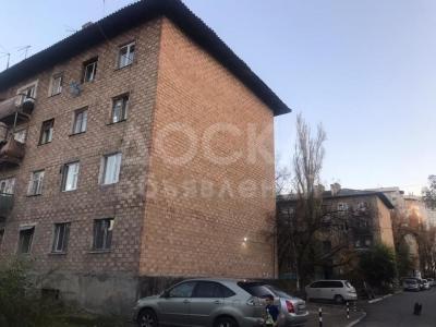 Продаю 2-комнатную квартиру, 40кв. м., этаж - 4/4, ЧЫнгыза Айтматова 65.