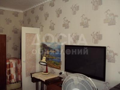 Продаю 1-комнатную квартиру, 49кв. м., этаж - 3/9, Джал-23 (Нижний), д. 94.