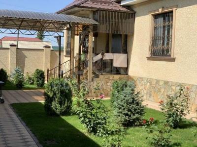 Продаю дом 4-ком. 160кв. м., этаж-1, 5-сот., стена кирпич, Арча-Бешик.