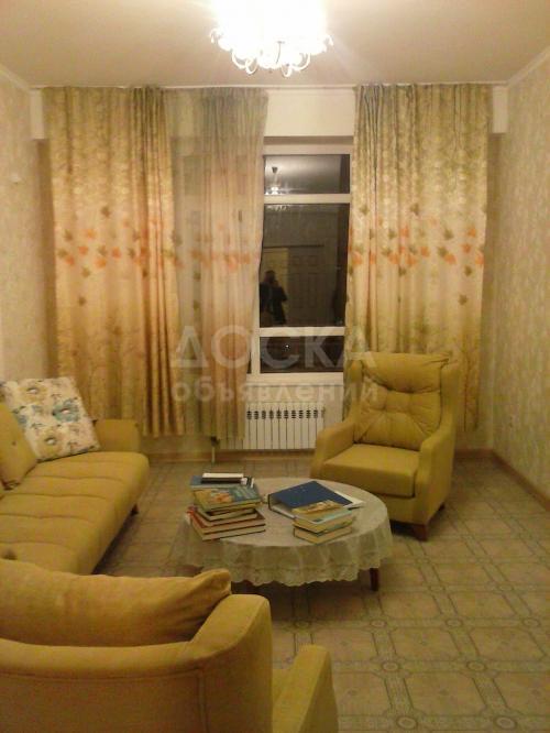 Продаю квартиру 3-ком., 93кв. м., этаж - 8/10, Советская-Скрябина.