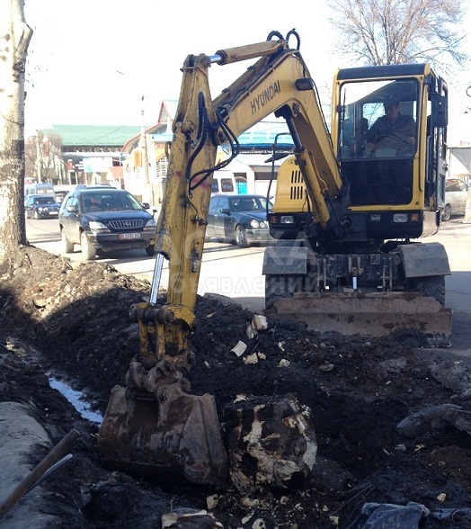 Экскаватор Бишкек Услуги мини экскаватора Hyundai-555