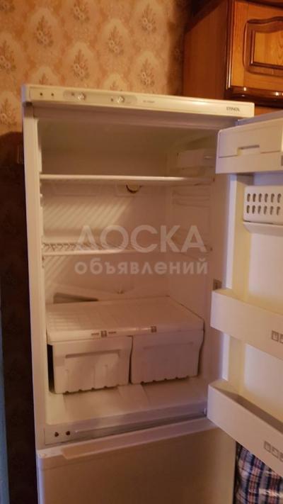 продаю двухкамерный холодильник АТЛАНТ