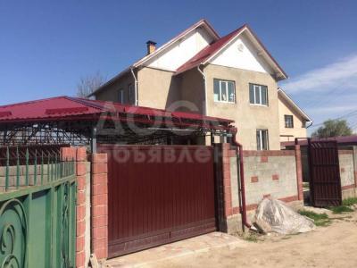 Продаю дом 6-ком. 155кв. м., этаж-2, 5.6-сот., стена кирпич, Арча-Бешик, Репина/Ак-Марал.