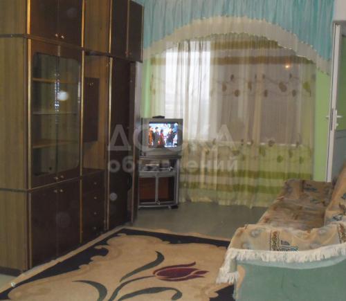 Продаю квартиру 2-ком., 45кв. м., этаж - 9/9, Ахунбаева 94 Мед.Академия,