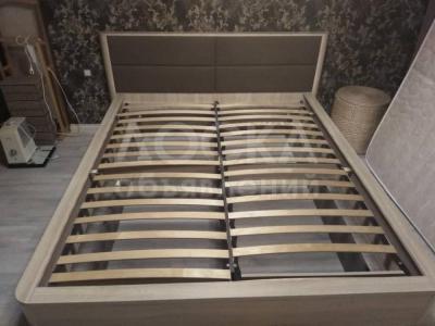 Продаю двухспальную кровать б/у