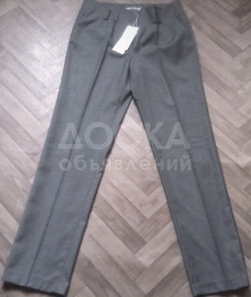 Новые брючки. Очень хорошего качества. Также были куплены в селе. Размер 44 - 46.
