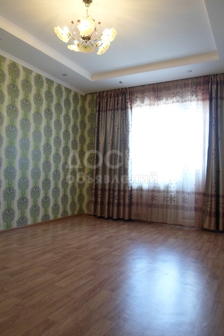 Продаю квартиру 3-ком., 100кв. м., этаж - 8/9, 12 мкр, д. 65/2,