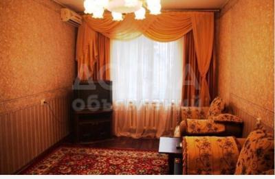 Продаю 3-комнатную квартиру, 1кв. м., этаж - 5/5, Токтогула/Уметалиева.