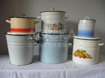 Распродажа! распродается посуда б/у в хорошем состоянии .
Цена (ориентировочная) 
фото 1- общий вид
фото -2 (эмалированная посуда . . .)от 300с до 550с.
фото -3 (аллюминевая , чугун. . .) от 300с до 800с 

торг уместен