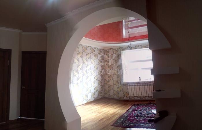 Продаю дом, 5-ком., 125кв. м., этаж-1, 5-сот., стена кирпич, tunguch ruxii muras,