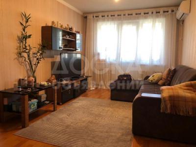 Продаю 3-комнатную квартиру, 59кв. м., этаж - 4/4,  Молодая  Гвардия- Киевская.