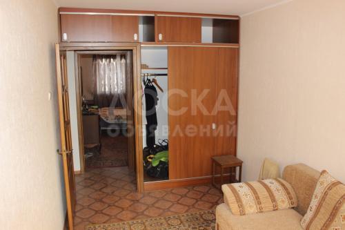 Продаю квартиру 3-ком., 58кв. м., этаж - 2/5, Карпинка-Фрунзе,