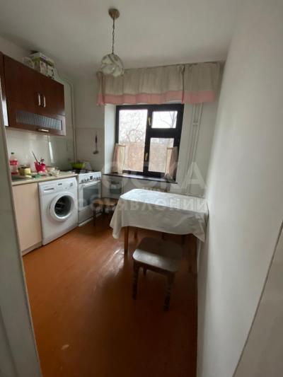 Продаю 3-комнатную квартиру, 56кв. м., этаж - 4/5, Ахунбаева\Душанбинская.