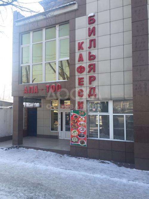 Продаю коммерческую недвижимость здания 1000кв. м., Ул. Жибек-Жолу, напротив Западного автовокзала ,