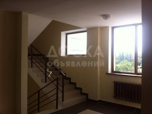 Продаю квартиру 2-ком., 78.6кв. м., этаж - 3/8, Сухе батора 49/6.