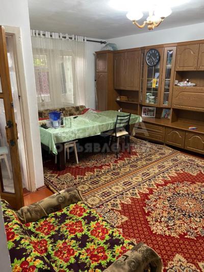 Продаю 3-комнатную квартиру, 58кв. м., этаж - 3/4, абая.