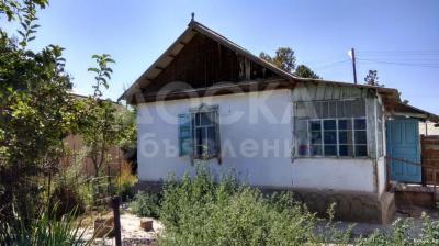 Продаю дом 2-ком., 2кв. м., этаж-1, 6-сот., стена кирпич, 1.