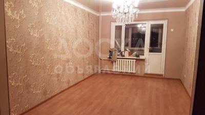 Продаю квартиру 2-ком., 87кв. м., этаж - 2/10, мкр.Джал.