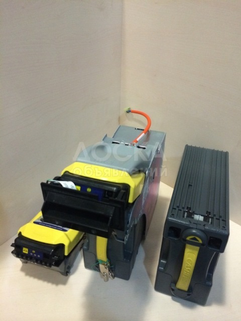 купюроприемник Mei