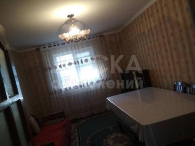 Продаю дом 5-ком. 140кв. м., этаж-2, 4-сот., стена кирпич, Ж/М Ак-Орго.