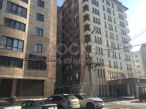 Продаю квартиру 2-ком., 74кв. м., этаж - 2/10, г. Бишкек Московская - Исанова.