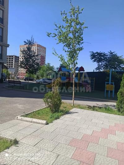 Продаю 1-комнатную квартиру, 38кв. м., этаж - 9/10, джал.