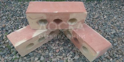 Кирпичный завод реализует кирпич оптом и в розницу.