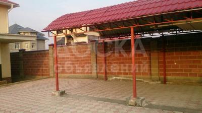 Продаю дом 1-ком., 480кв. м., этаж-3, 8-сот., стена кирпич, Киргизия 1.