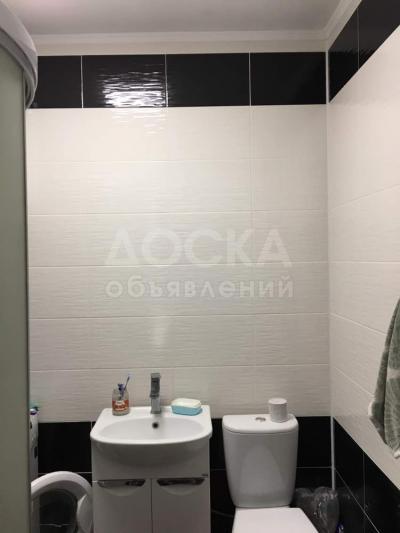 Продаю квартиру 1-ком., 42кв. м., этаж - 3/5, По Алма атинке верх на против Бот сада.