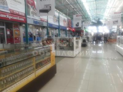 Продаю торговое помещение  6кв. м., ТЦ Аю Гранд комфорт .