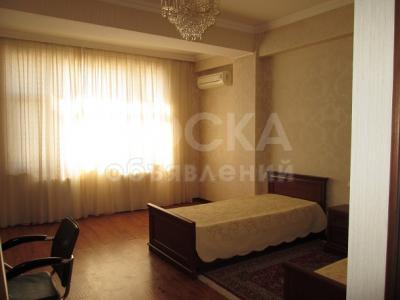 Продаю 3-комнатную квартиру, 137кв. м., этаж - 7/9, Ахунбаева / Бакаева.