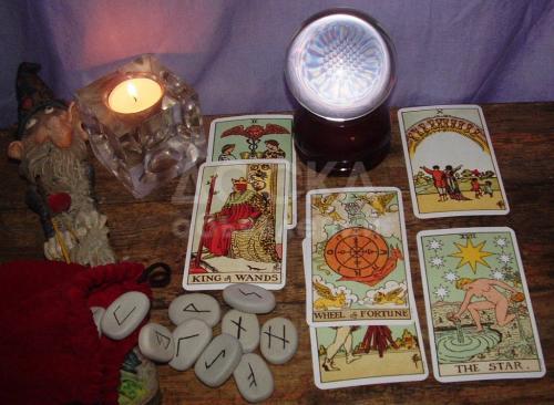 Крымская татарка, гадаю на картах ТАРО, снимаю порчу, сглаз, отворот, делаю обереги