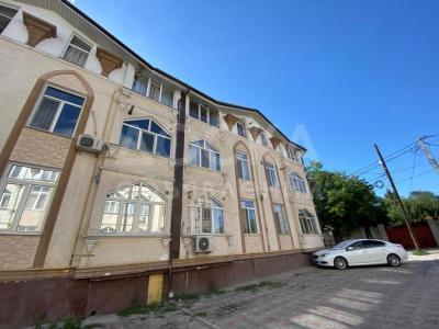 Продаю 1-комнатную квартиру, 35м2кв. м., этаж - 3/3, Исанова/Пржевальская.