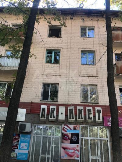 Продаю 2-комнатную квартиру, 46кв. м., этаж - 4/4, Проспект мира 67.