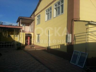 Продаю дом 6-ком., 300кв. м., этаж-2, 4-сот., стена кирпич, ж/м Кок Жар, 600 м от Алма-Атинской.