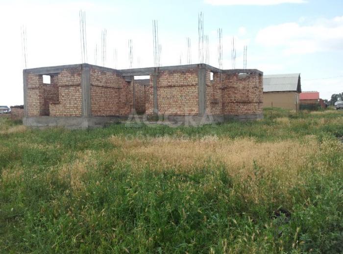 Продаю 5-ком., 100кв. м., этаж-1, 4-сот., стена кирпич, тынчтык конушу,ЗАРЯ.БИШКЕК,