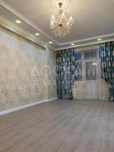 Продаю 2-комнатную квартиру, 64кв. м., этаж - 10/10, Белинского/Л.Толстого.