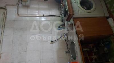 Продаю 1-комнатную квартиру, 28кв. м., этаж - 1/2, Ул. Манаса 155.