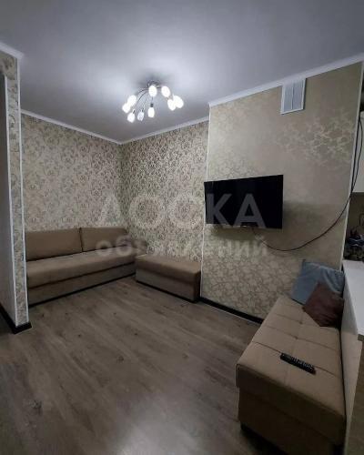 Продаю 2-комнатную квартиру, 39кв. м., этаж - 5/8, Кара-Жыгча ж/м.