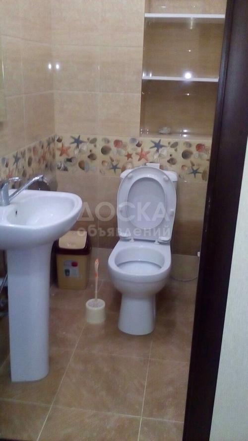 Продаю квартиру 2-ком., 65кв. м., этаж - 9/10, нижний Джал.