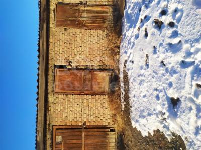 Продаю 2-комнатную квартиру, 46кв. м., этаж - 2/2, Комсомольская (Кунакунова)200.