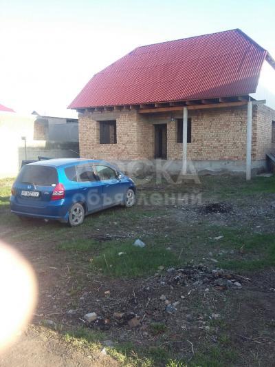 Продаю дом 4 -ком., 65 м2 кв. м., этаж-1, 4.8 -сот., стена кирпич, Арча-Бешик .